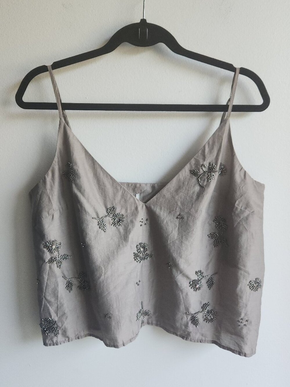 H&M Edition Light Gray Lustrous Beaded Floral Camisole - Sz M (approx.)